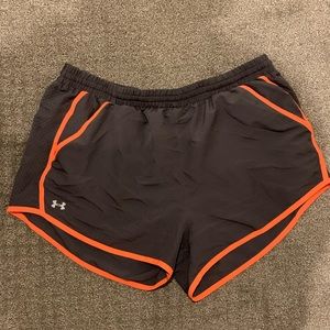 Under Armor athletic shorts size XL